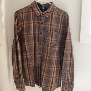 Men’s Volcom plaid flannel